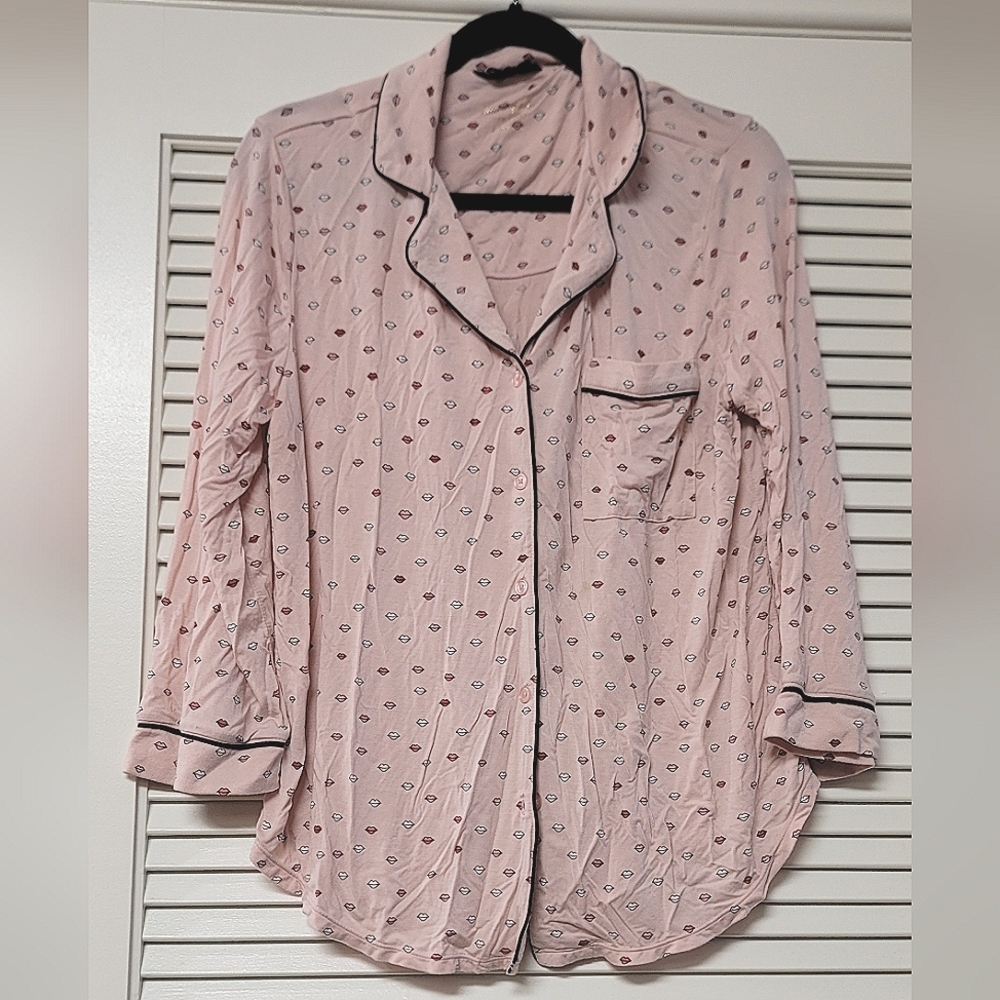 Kate Spade - Long-Sleeve Lip Pattern Pajama Top